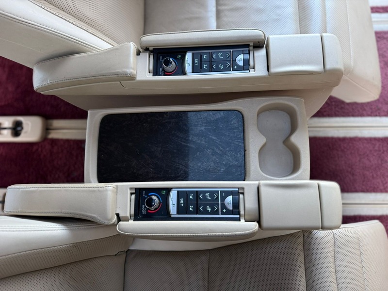 Used Toyota Vellfire 2013 for sale - 78201362: Photo 30