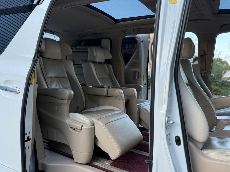 Used Toyota Vellfire 2013 for sale - 78201362: Photo 32