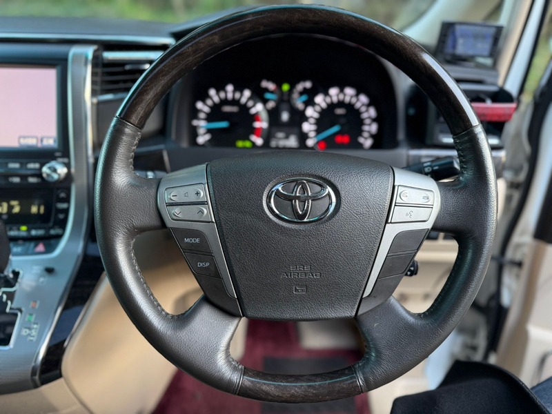 Used Toyota Vellfire 2013 for sale - 78201362: Photo 37