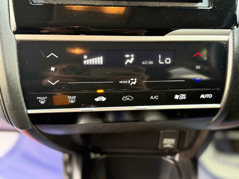 Used Honda Jazz 2014 for sale - 76536324: Photo 22