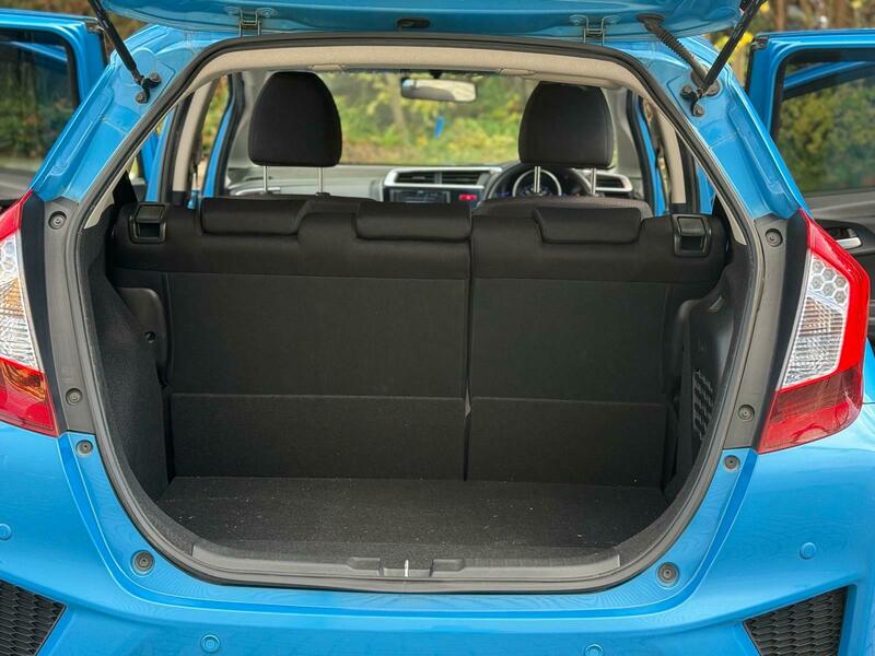 Used Honda Jazz 2014 for sale - 76536324: Photo 27