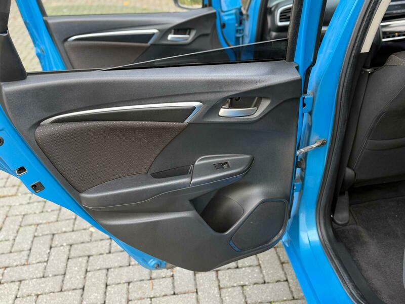 Used Honda Jazz 2014 for sale - 76536324: Photo 41