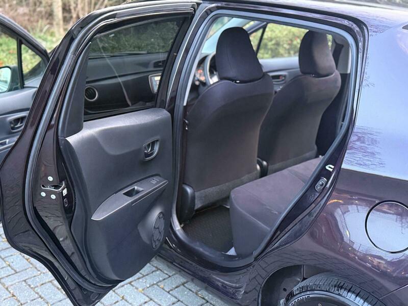 Used Toyota Yaris 2013 for sale - 77805667: Photo 15