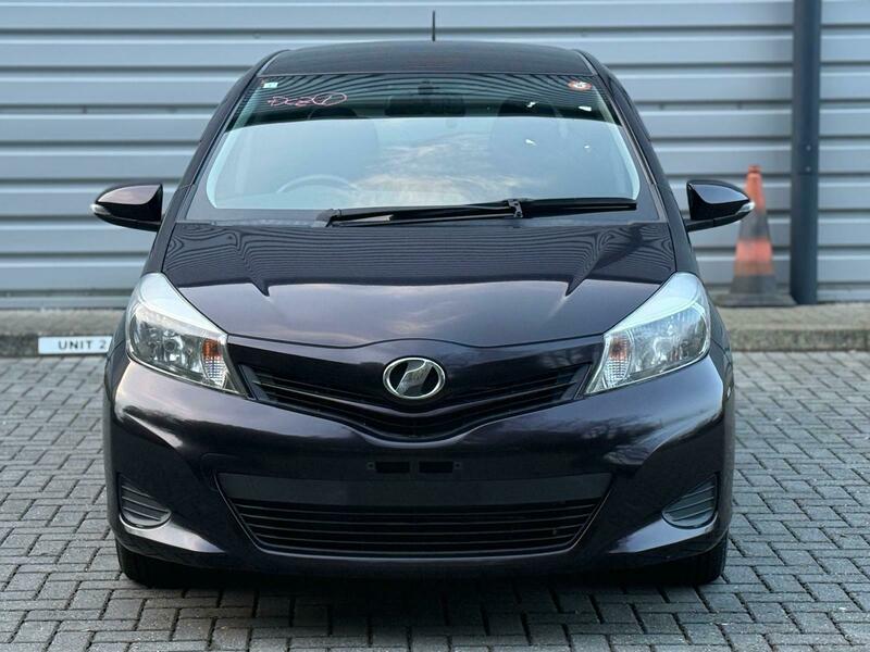 Used Toyota Yaris 2013 for sale - 77805667: Photo 2