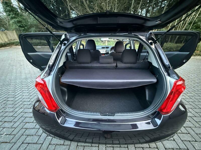 Used Toyota Yaris 2013 for sale - 77805667: Photo 22