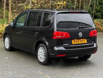 Used Volkswagen Touran 2014 for sale - 78497089: Photo