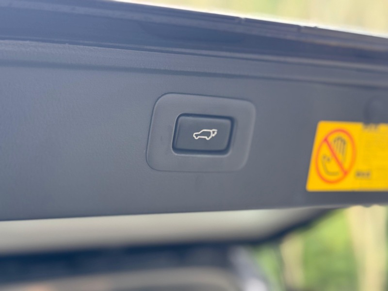 Used Toyota Vellfire 2013 for sale - 77241816: Photo 23