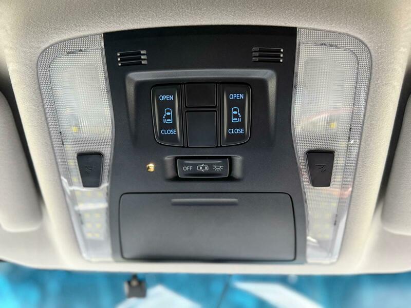 Used Toyota Vellfire 2015 for sale - 77508170: Photo 48