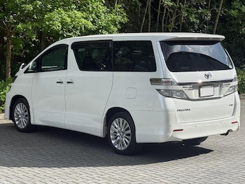 Used Toyota Vellfire 2014 for sale - 78958160: Photo