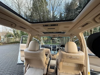 Used Toyota Vellfire 2014 for sale - 77236908: Photo