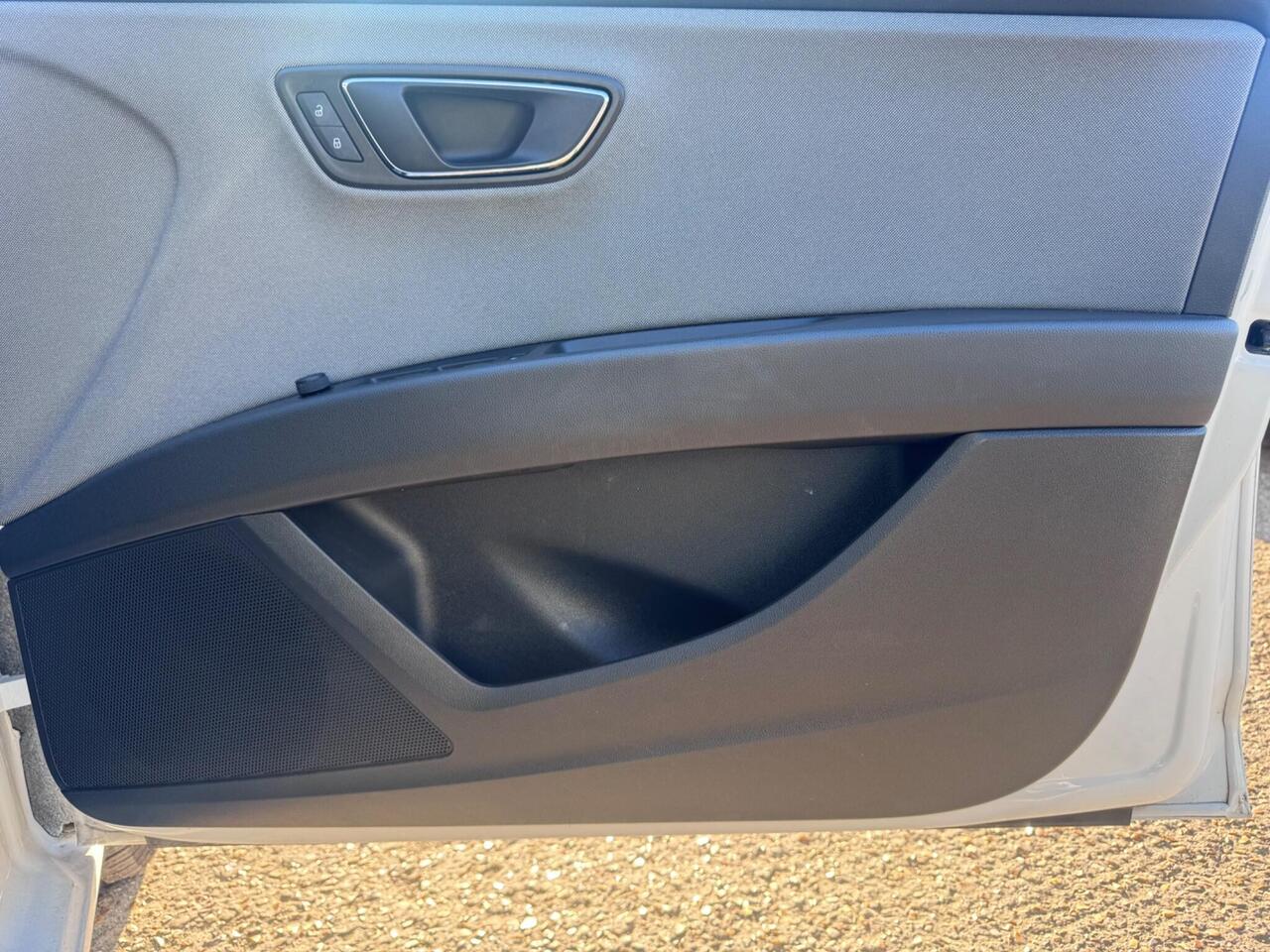 Used SEAT Leon 2017 for sale - 78010970: Photo 27