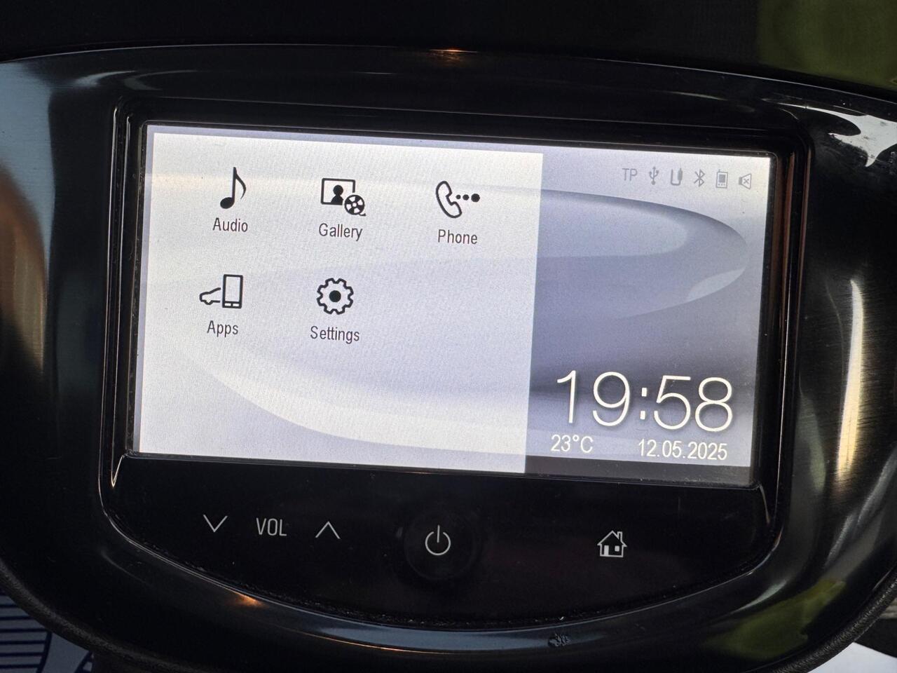 Used Vauxhall Corsa 2015 for sale - 78010969: Photo 36