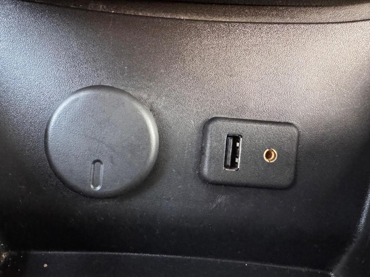 Used Vauxhall Corsa 2015 for sale - 78010969: Photo 47