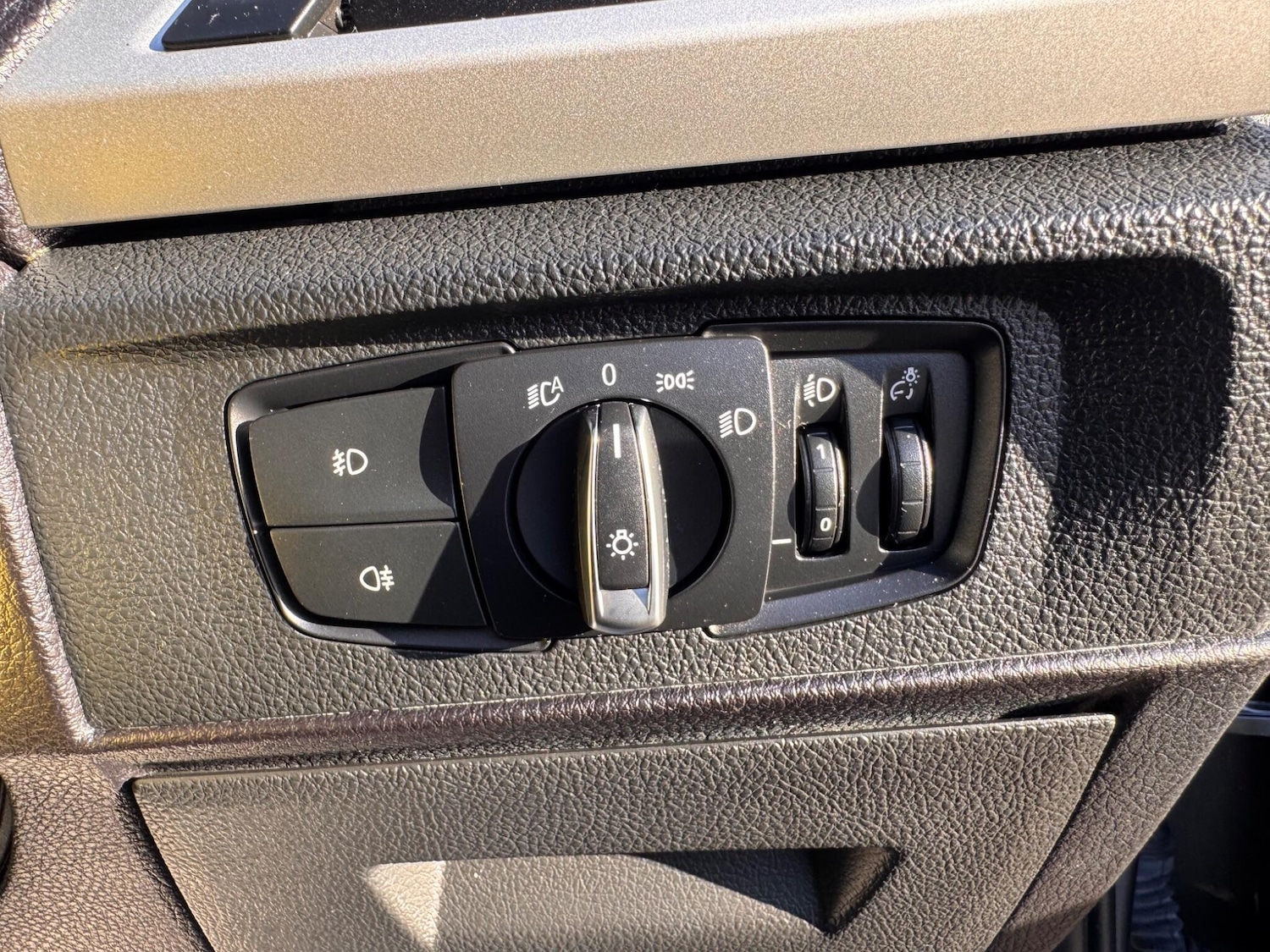 Vehicle 33
