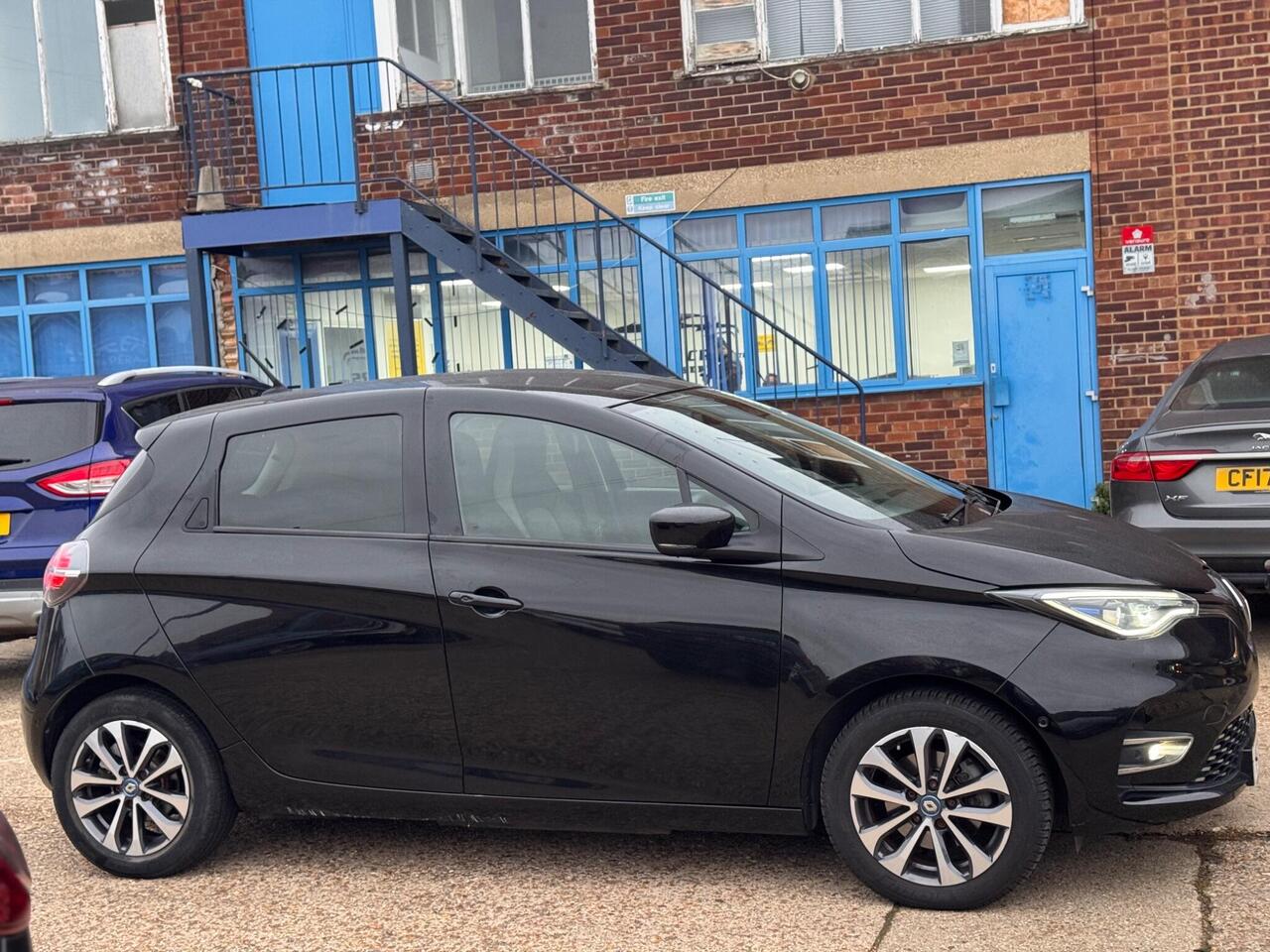 Used Renault Zoe 2020 for sale - 76410308: Photo 11