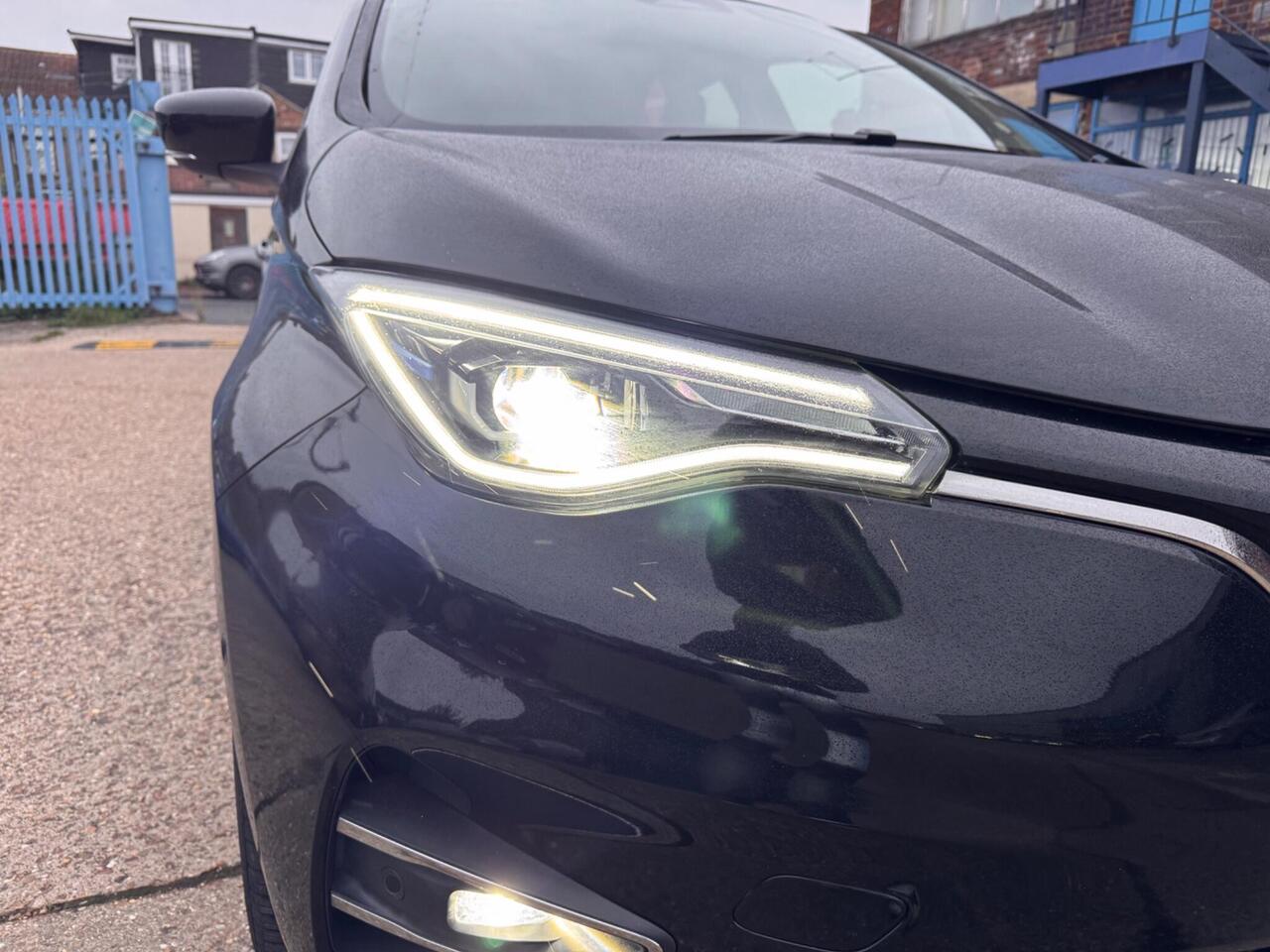 Used Renault Zoe 2020 for sale - 76410308: Photo 12