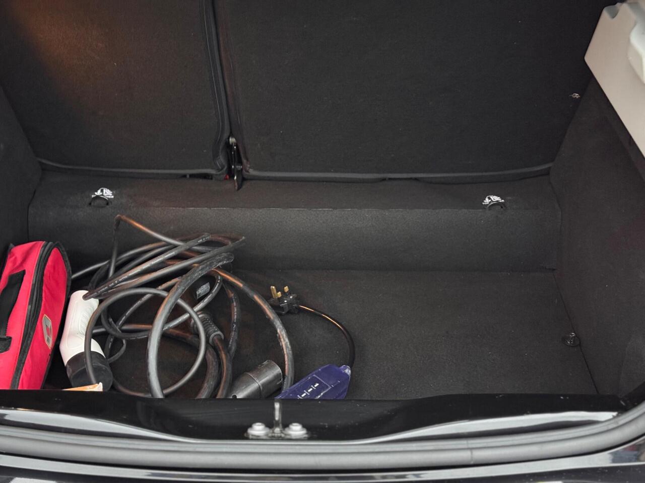 Used Renault Zoe 2020 for sale - 76410308: Photo 13