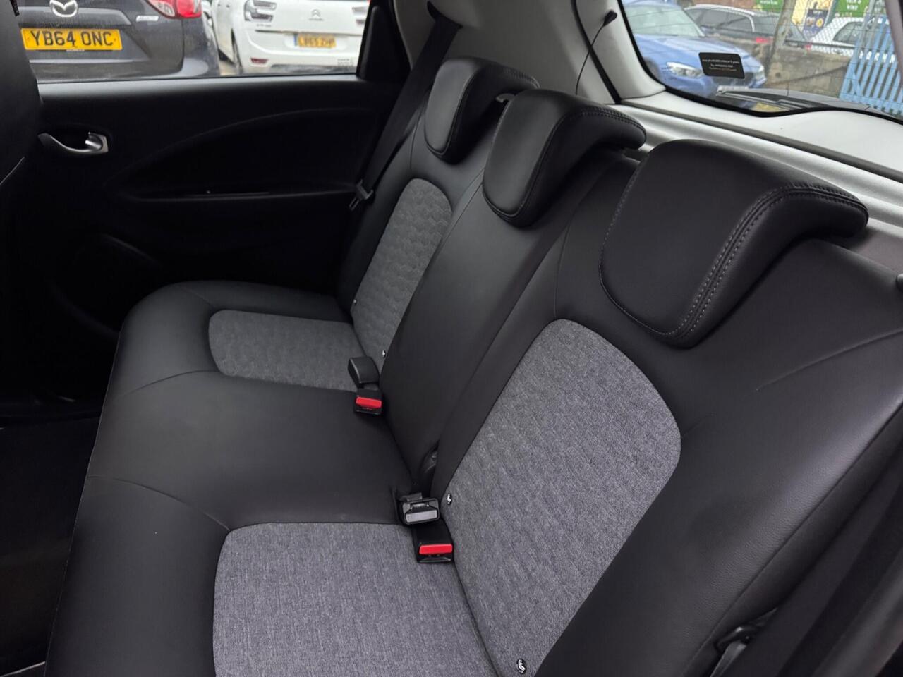 Used Renault Zoe 2020 for sale - 76410308: Photo 36