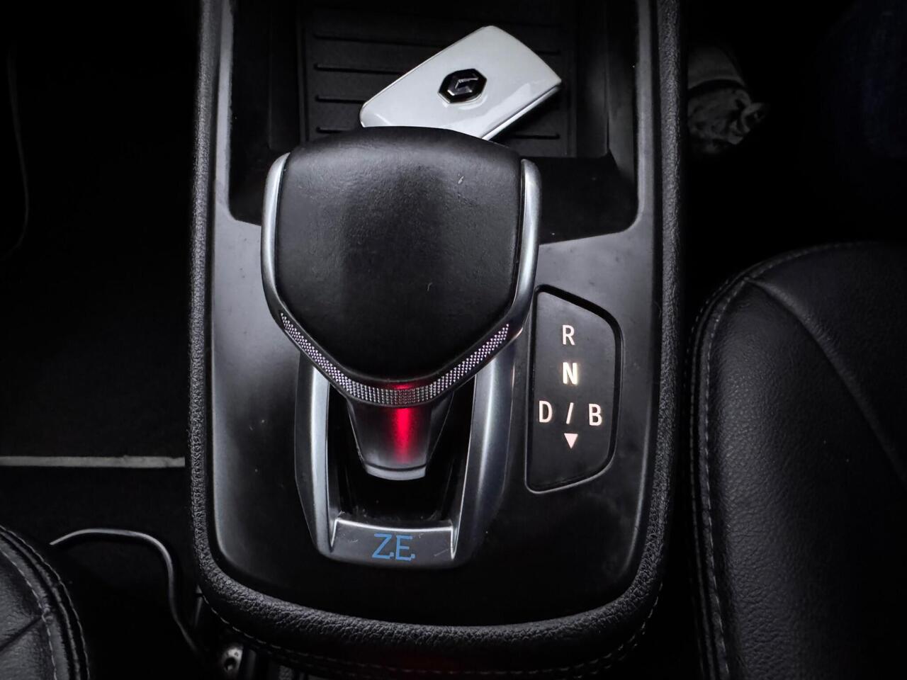 Used Renault Zoe 2020 for sale - 76410308: Photo 50