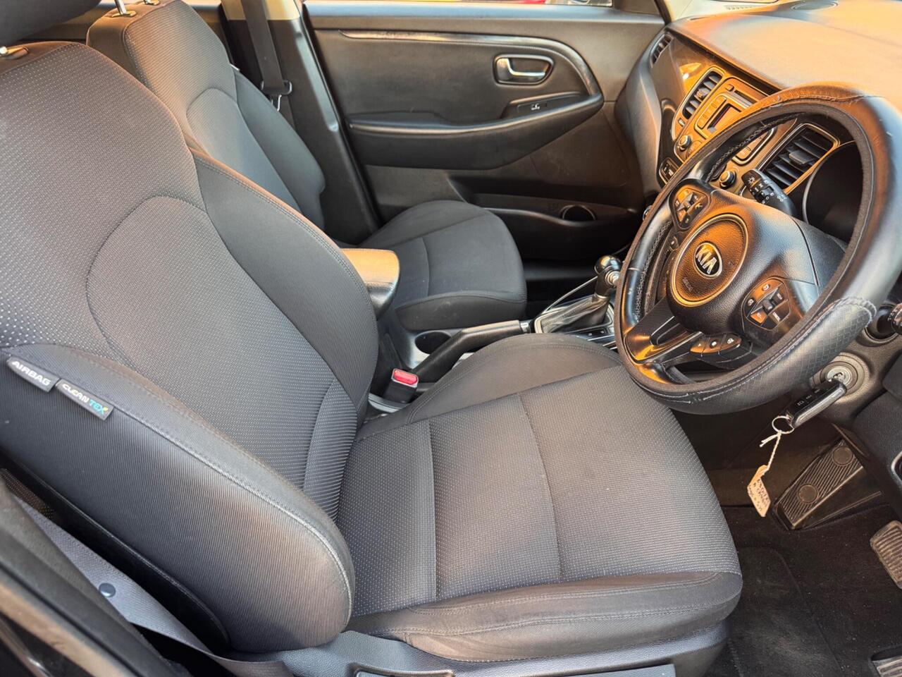 Used Kia Carens 2013 for sale - 76318698: Photo 23