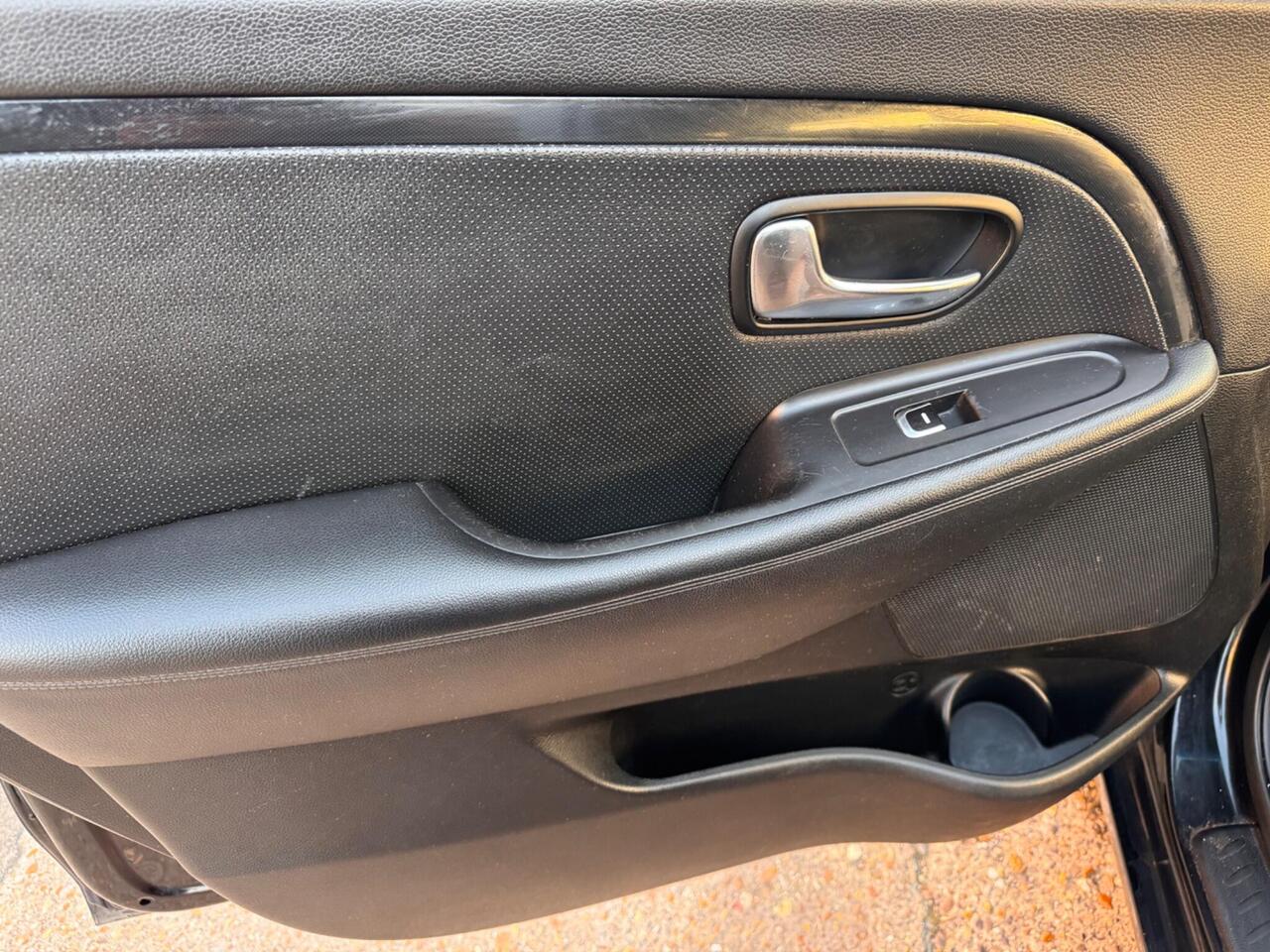 Used Kia Carens 2013 for sale - 76318698: Photo 34