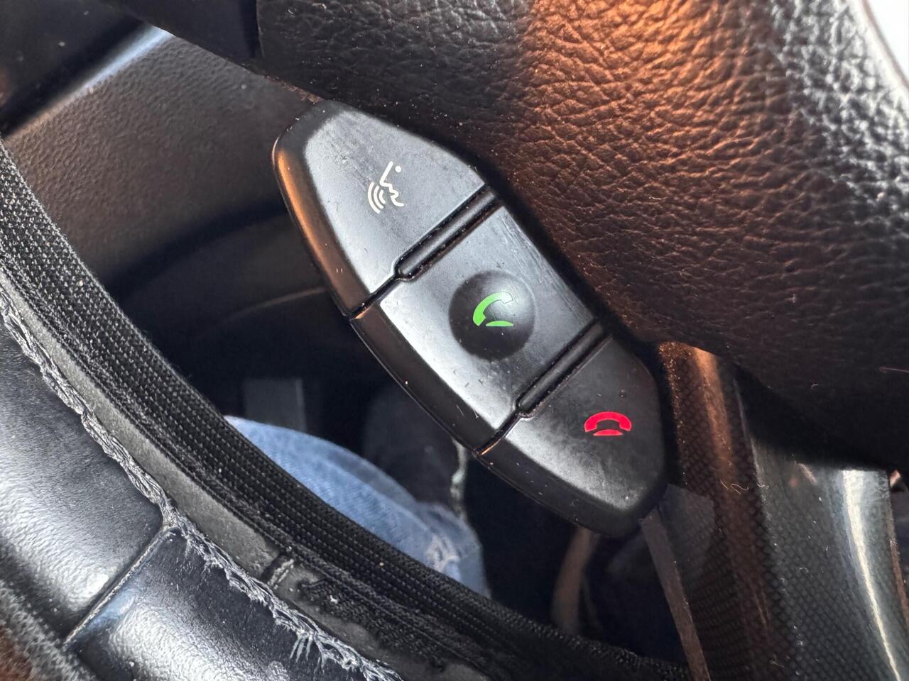 Used Kia Carens 2013 for sale - 76318698: Photo 42