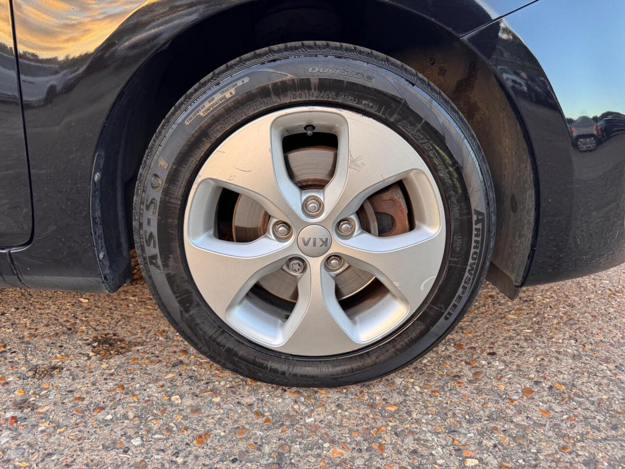 Used Kia Carens 2013 for sale - 76318698: Photo 52