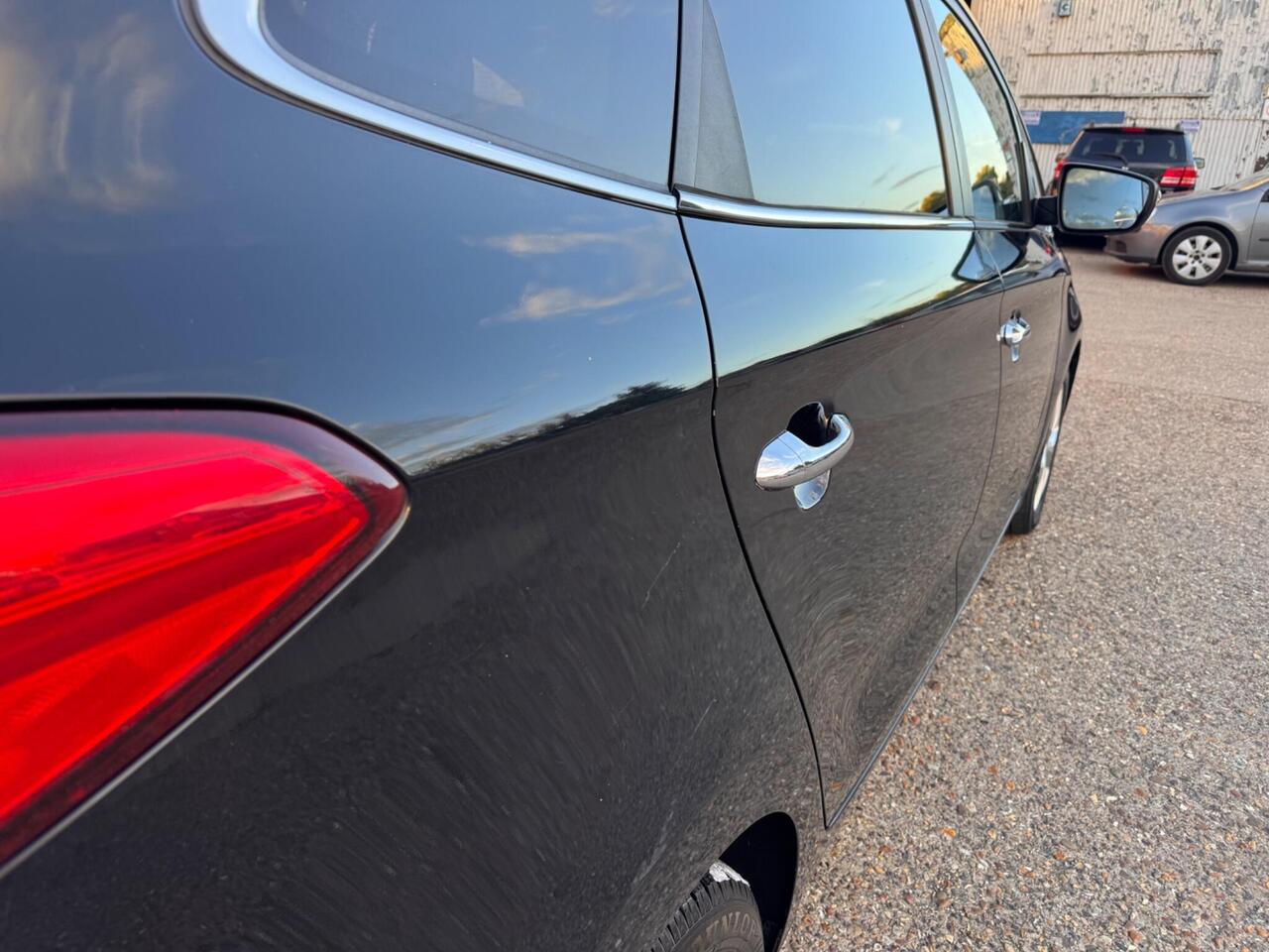 Used Kia Carens 2013 for sale - 76318698: Photo 8
