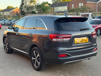 Used Kia Sorento 2015 for sale - 78463636: Photo