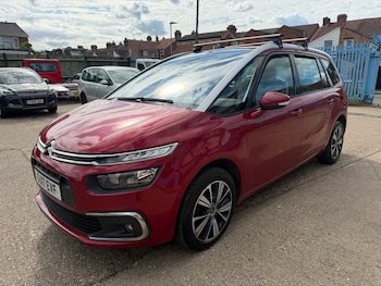 Used Citroen Grand C4 Picasso 2017 for sale - 78773210: Photo