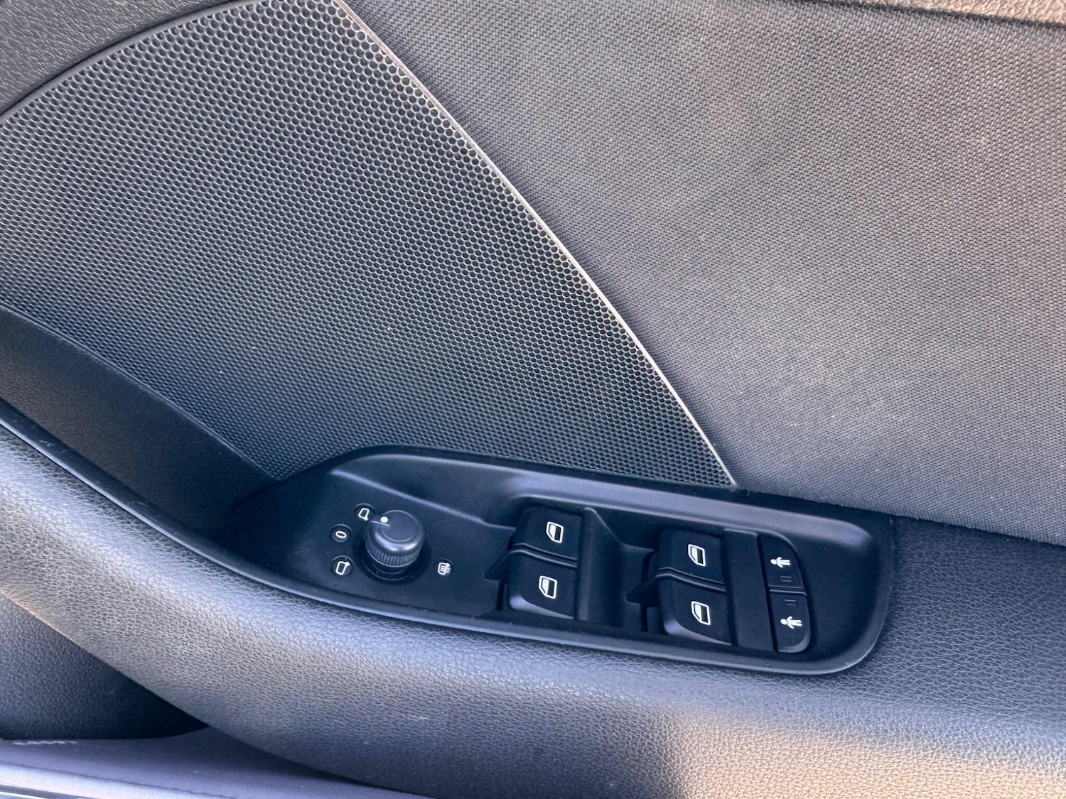 Used Audi A3 2015 for sale - 76100729: Photo 11