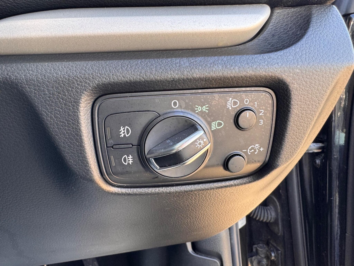 Used Audi A3 2015 for sale - 76100729: Photo 25