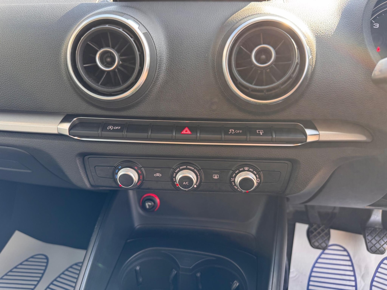 Used Audi A3 2015 for sale - 76100729: Photo 37