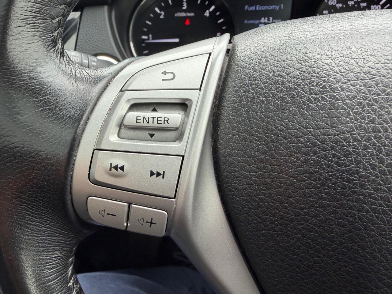 Used Nissan X-Trail 2016 for sale - 78059308: Photo 41