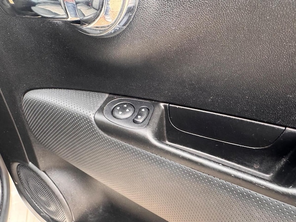 Used Fiat 500 2011 for sale - 75688644: Photo 21