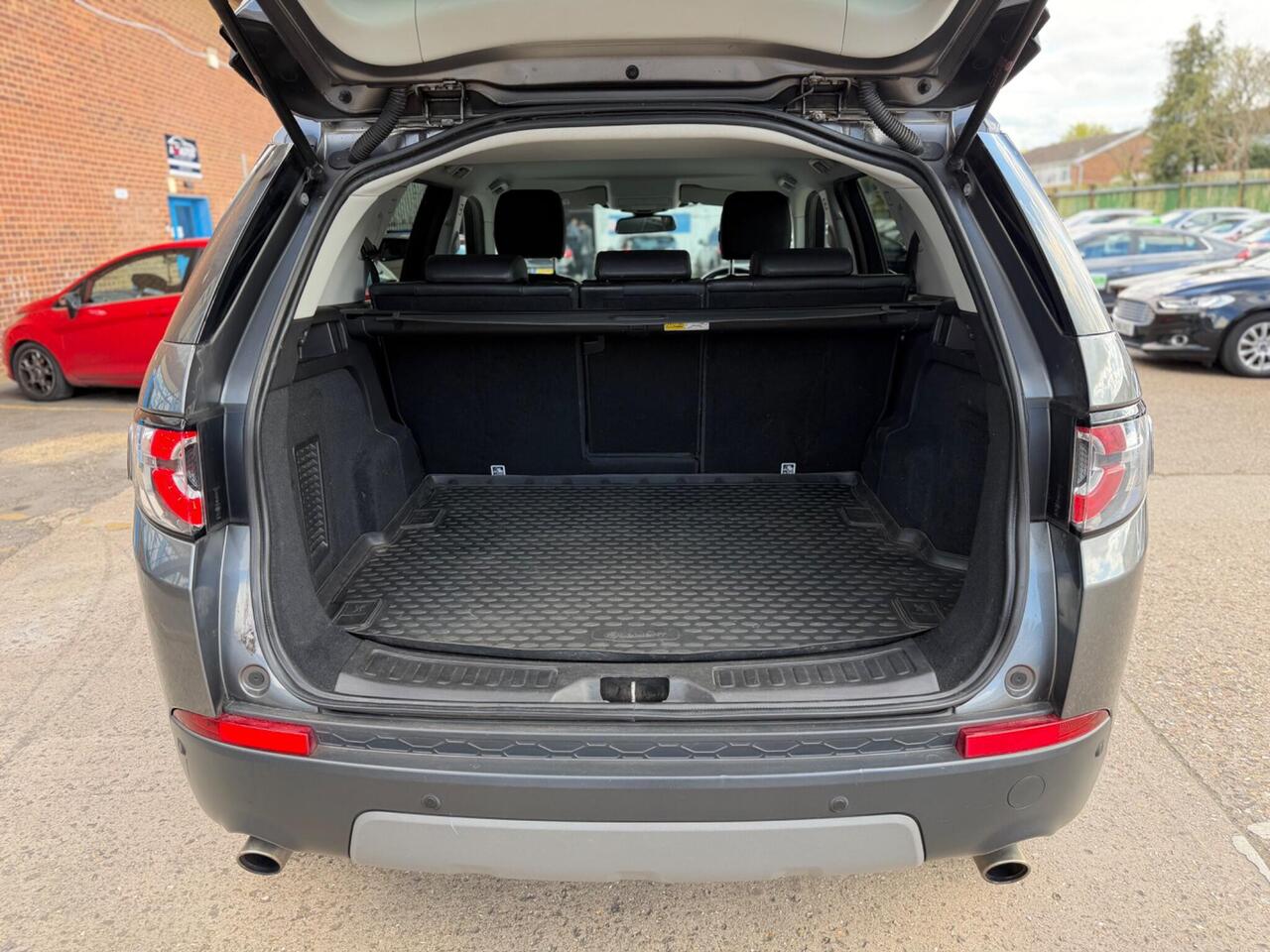 Used Land Rover Discovery Sport 2018 for sale - 78087738: Photo 14