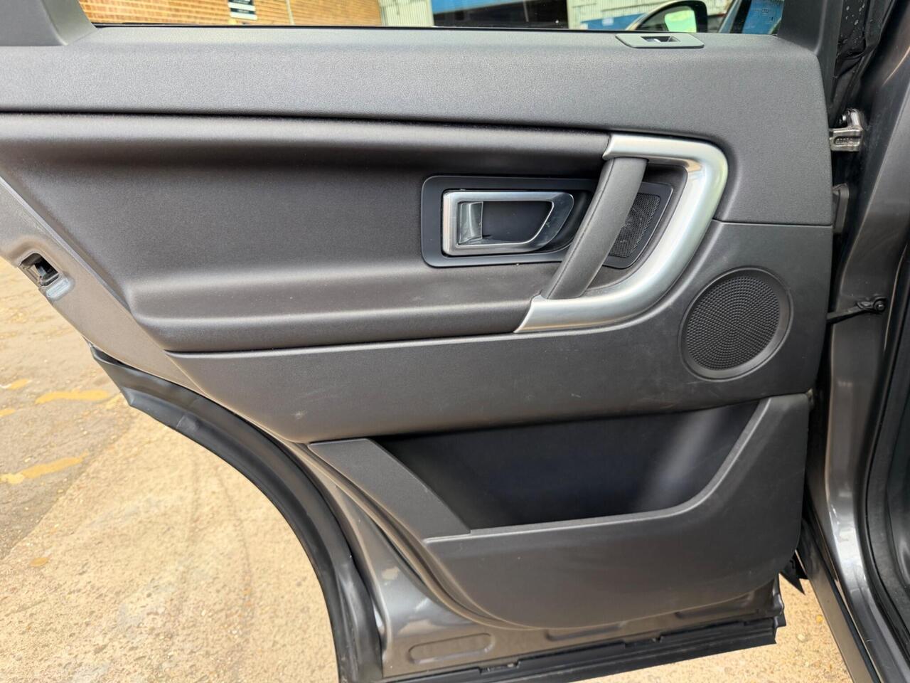 Used Land Rover Discovery Sport 2018 for sale - 78087738: Photo 21