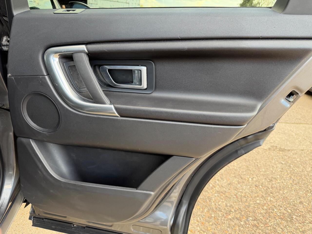 Used Land Rover Discovery Sport 2018 for sale - 78087738: Photo 23