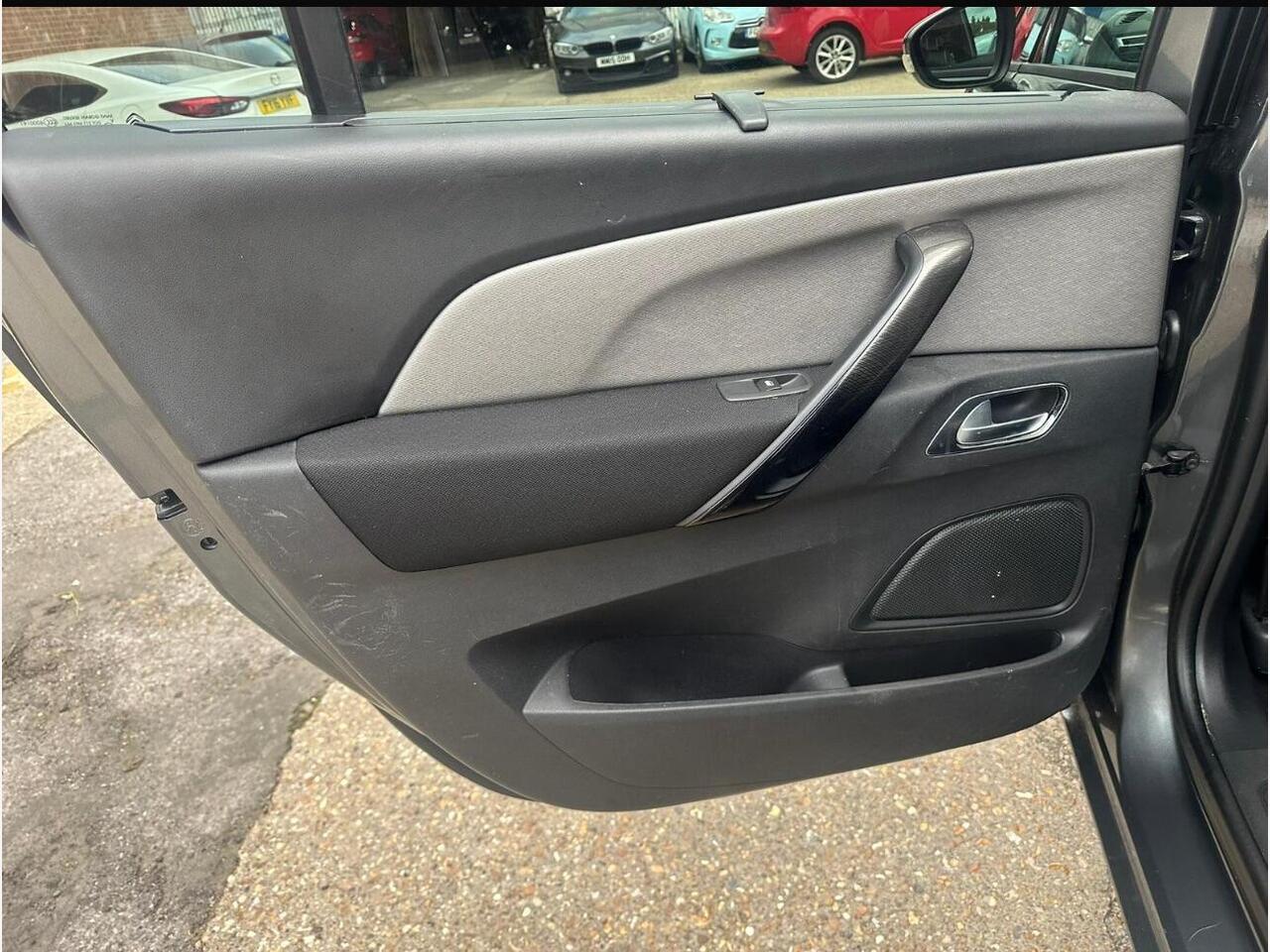 Used Citroen C4 Grand Picasso 2017 for sale - 76389767: Photo 17