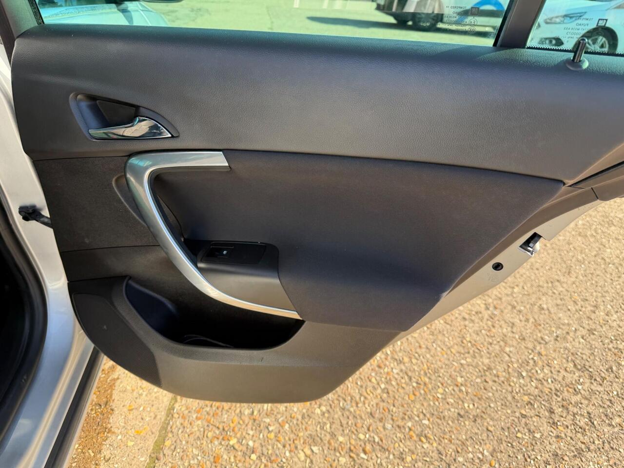 Used Vauxhall Insignia 2015 for sale - 78011751: Photo 17