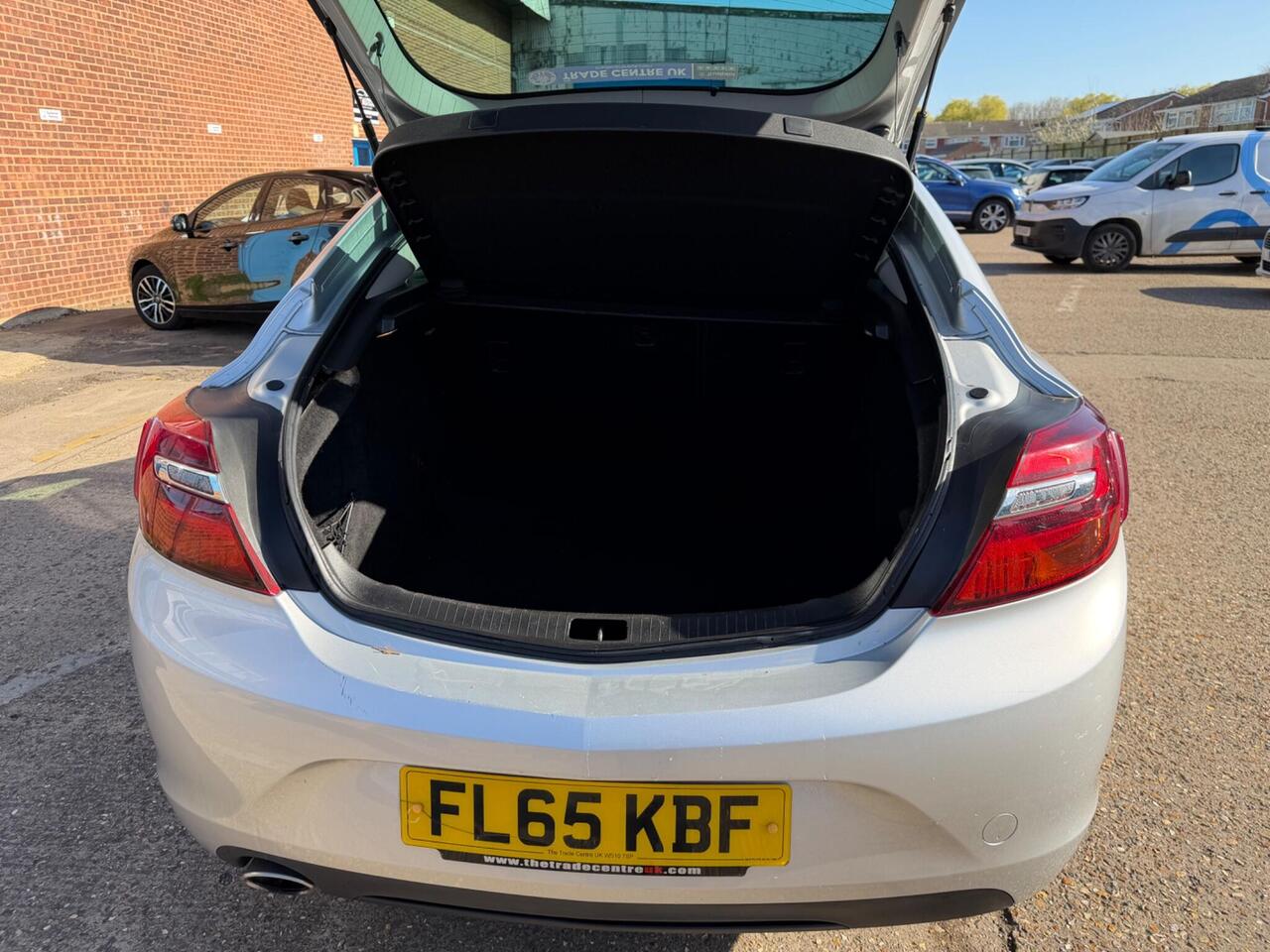 Used Vauxhall Insignia 2015 for sale - 78011751: Photo 29