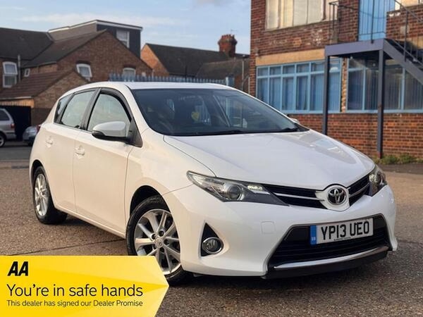 Used Toyota Auris 2013 for sale - 75672307: Photo 1