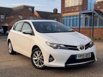 2013 - Hatchback (2012 - 2016) 5-Door