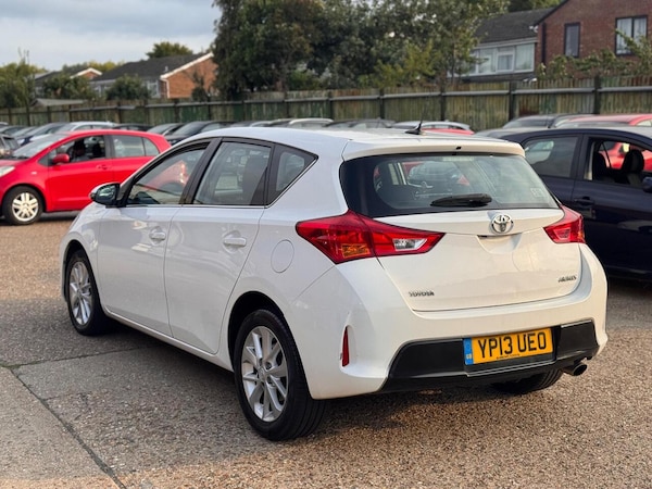 Used Toyota Auris 2013 for sale - 75672307: Photo 6