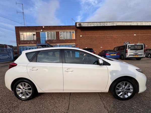 Used Toyota Auris 2013 for sale - 75672307: Photo 9
