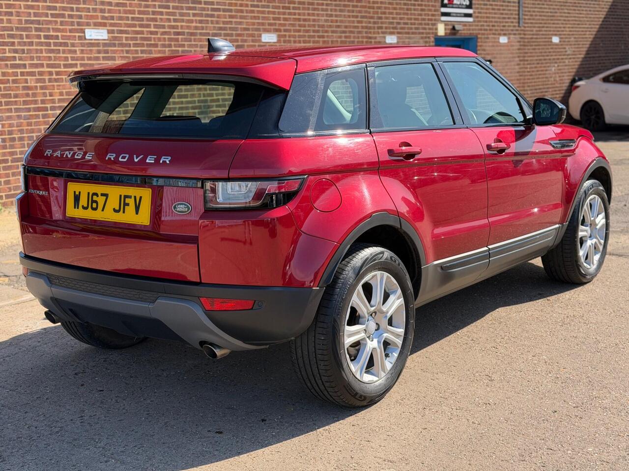 Used Land Rover Range Rover Evoque 2017 for sale - 78011782: Photo 5