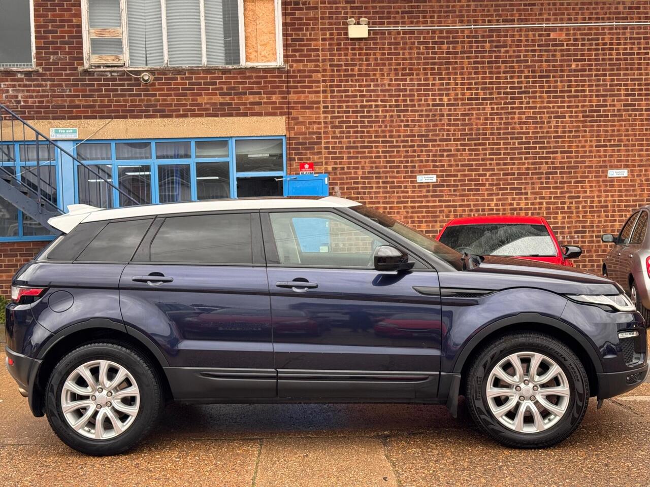 Used Land Rover Range Rover Evoque 2016 for sale - 76442533: Photo 10