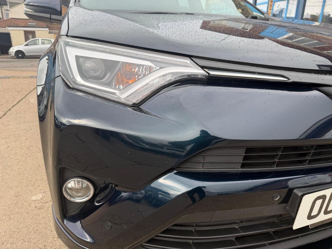 Used Toyota RAV4 2017 for sale - 78035654: Photo 14