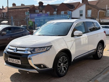 Used Mitsubishi Outlander 2016 for sale - 79389411: Photo