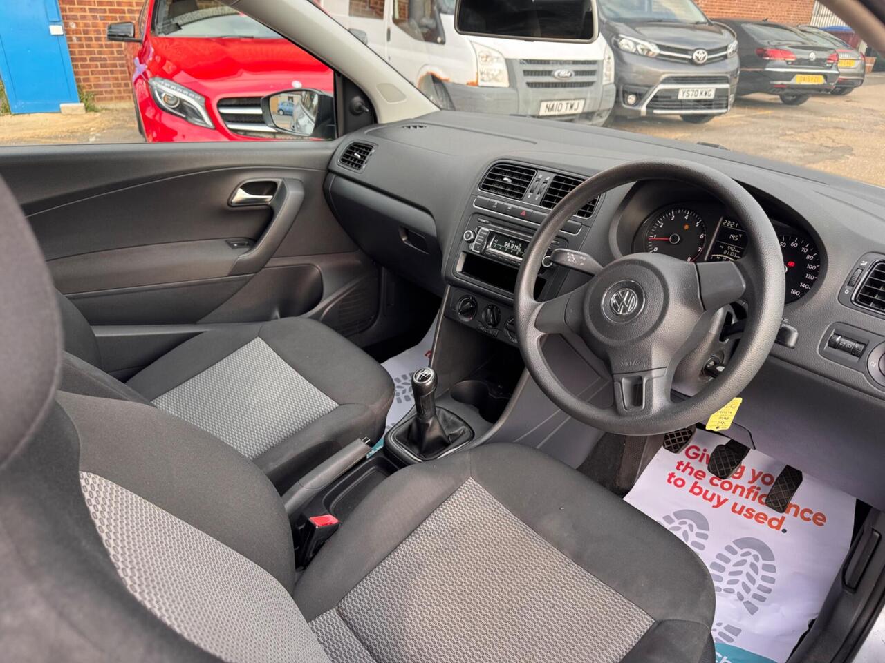 Used Volkswagen Polo 2012 for sale - 76318688: Photo 25